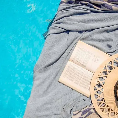 Anthos Kerasia Vilă *